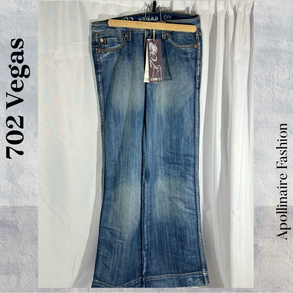702 Vegas for Anthropologie bootcut jeans in washed blue size 26 NWT
